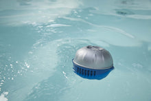 Load image into Gallery viewer, FROG @ease Floating SmartChlor Hot Tub Chlorine Cartridge Refill 3 Pack
